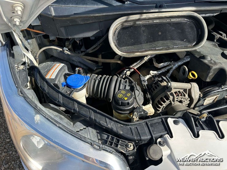 2019-ford-transit-image-52