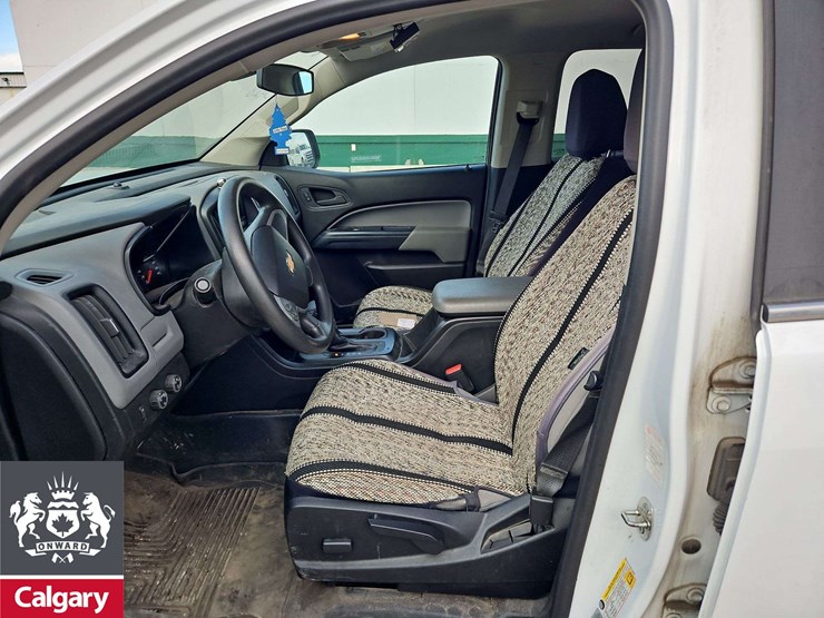 2015-chevrolet-colorado-image-15