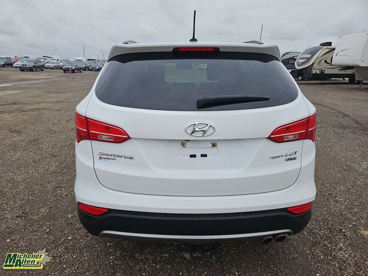 2014-hyundai-santa-fe-sport-image-6