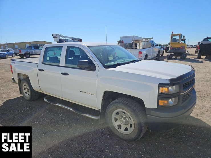 2015-chevrolet-silverado-1500-image-2