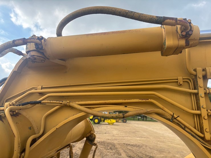 caterpillar-613-image-48