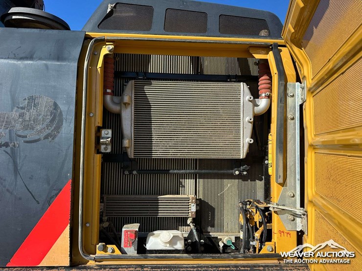 caterpillar-324e-image-82
