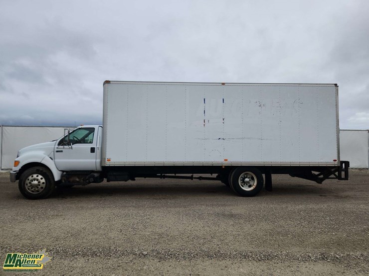 2008-ford-f750-image-5