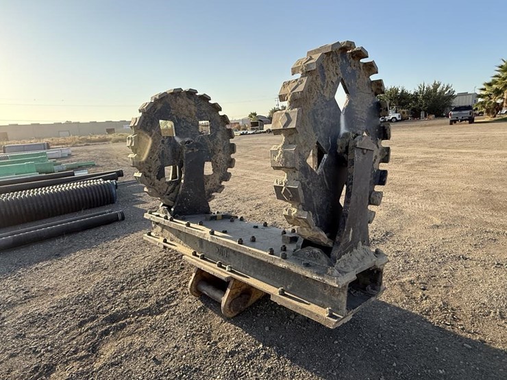 dual-compaction-wheel-image-3