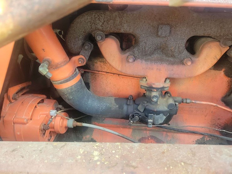 allis-chalmers-180-tractor-image-9