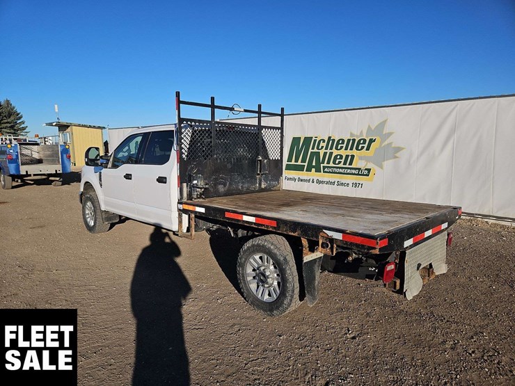 2021-ford-f350-image-3