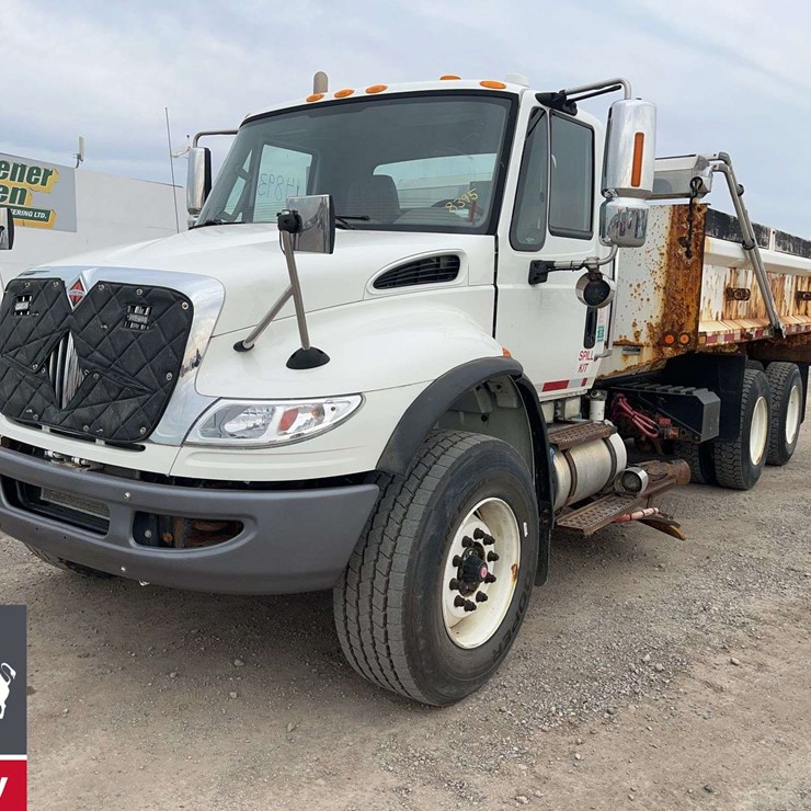2019 INTERNATIONAL WORKSTAR 7400