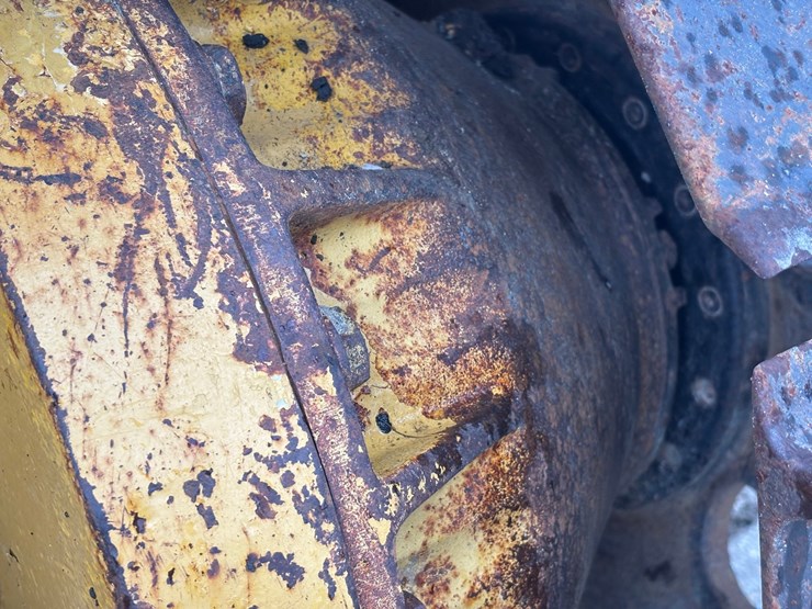 komatsu-d37e-2-image-15