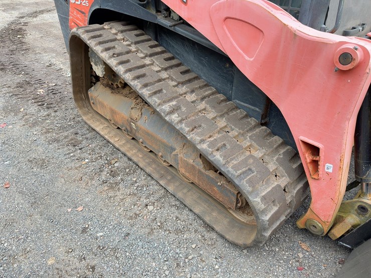 2019-kubota-svl95-2s-image-12