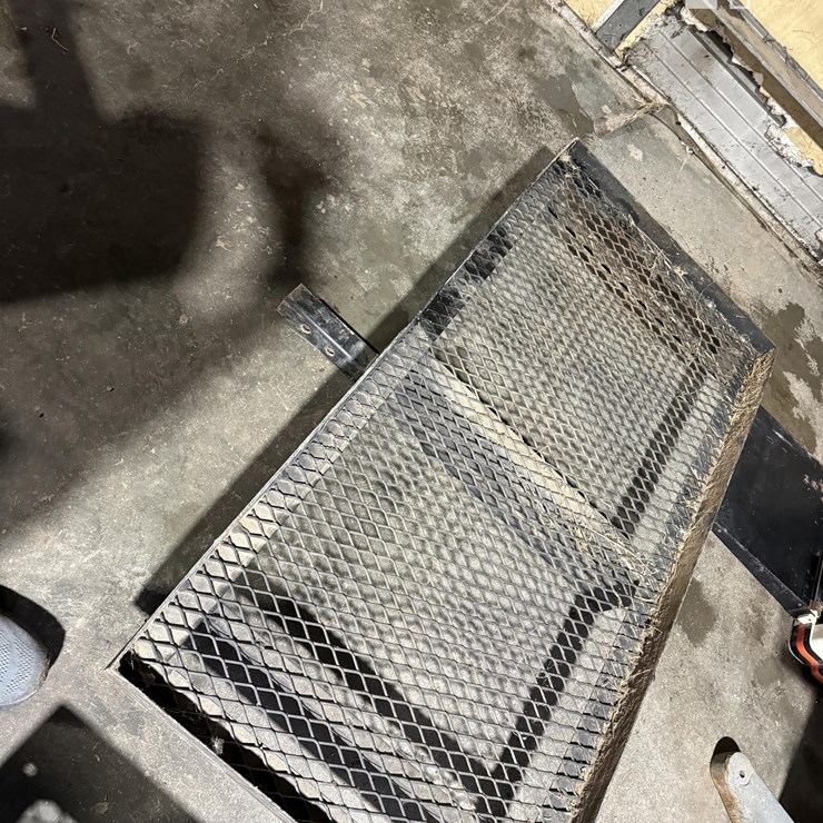 RECEIVER HITCH PLATFORM
