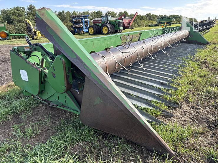 1993-john-deere-930r-image-9