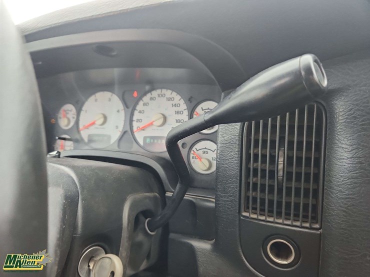 2004-dodge-ram-2500-image-22