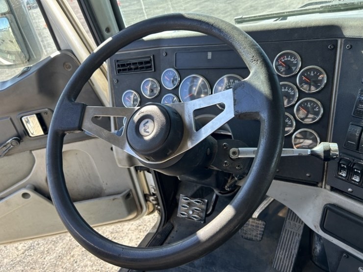 2012-western-star-4900-image-20