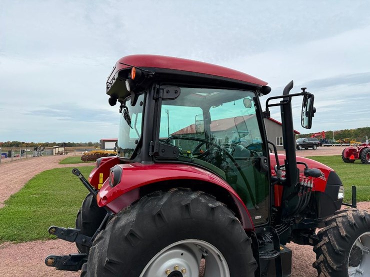 case-ih-farmall-95a-image-23