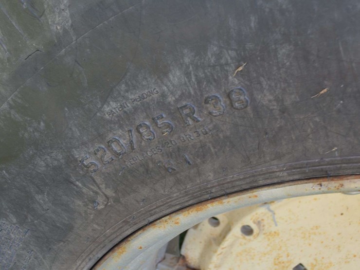 allis-chalmers-8030-image-11