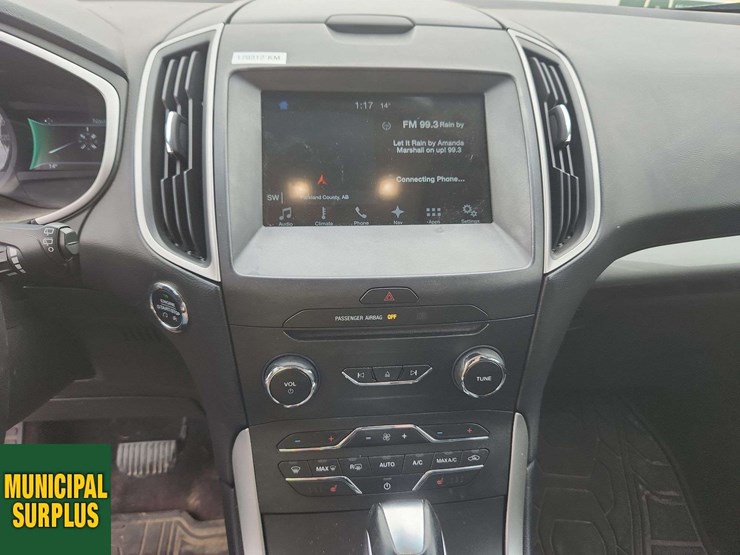 2016-ford-edge-sel-image-21