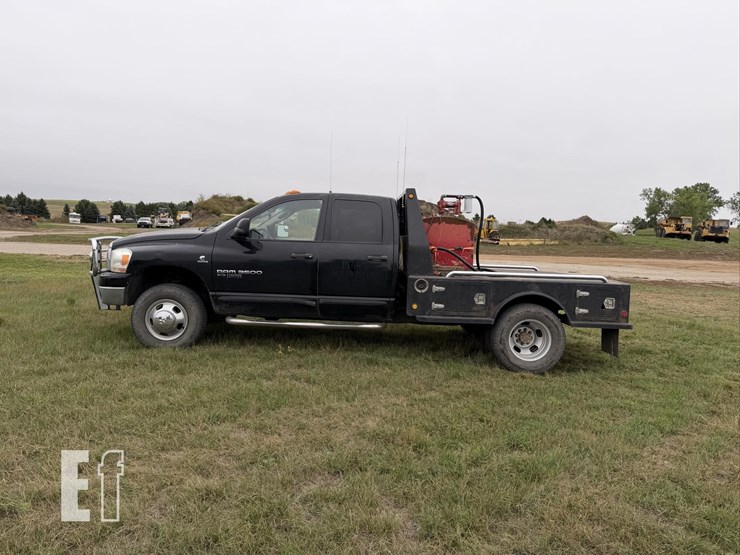 2006-dodge-ram-3500-image-7
