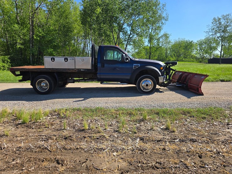 2008-ford-f550-image-24