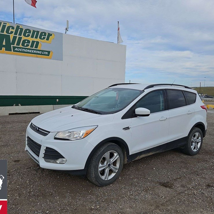 2016 FORD ESCAPE SE