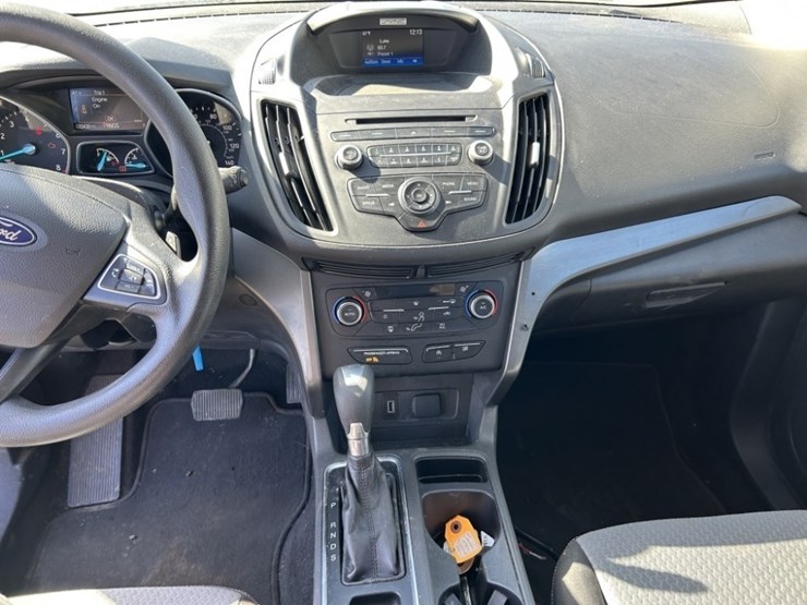2017-ford-escape-image-17