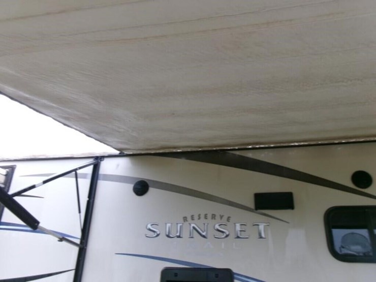 2013-sunset-trail-camper-image-10