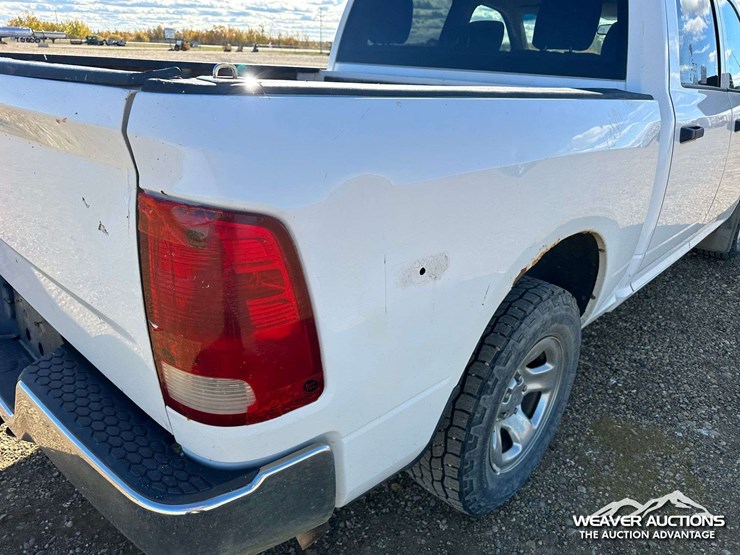 2012-dodge-ram-1500-image-43