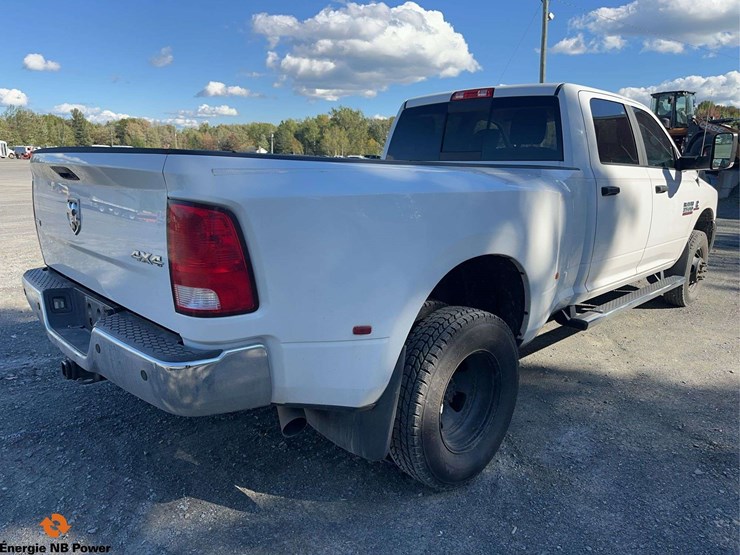 2018-ram-3500-slt-image-5