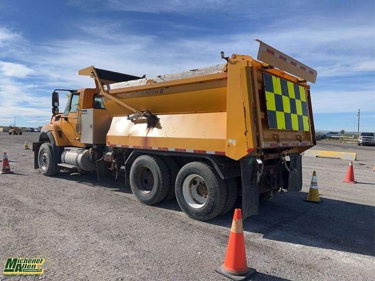 international-workstar-7600-image-3