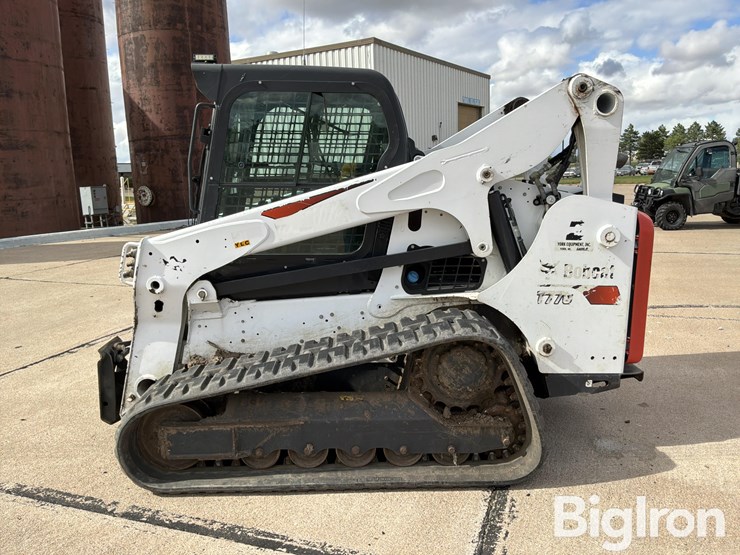 2019-bobcat-t770-image-8