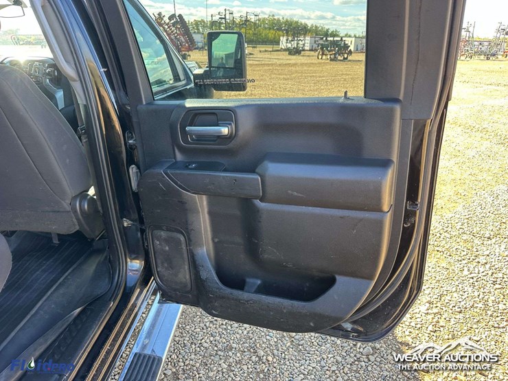 gmc-sierra-2500hd-image-32