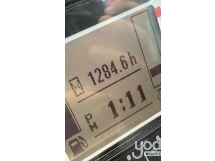 2022-kubota-kx080-image-7