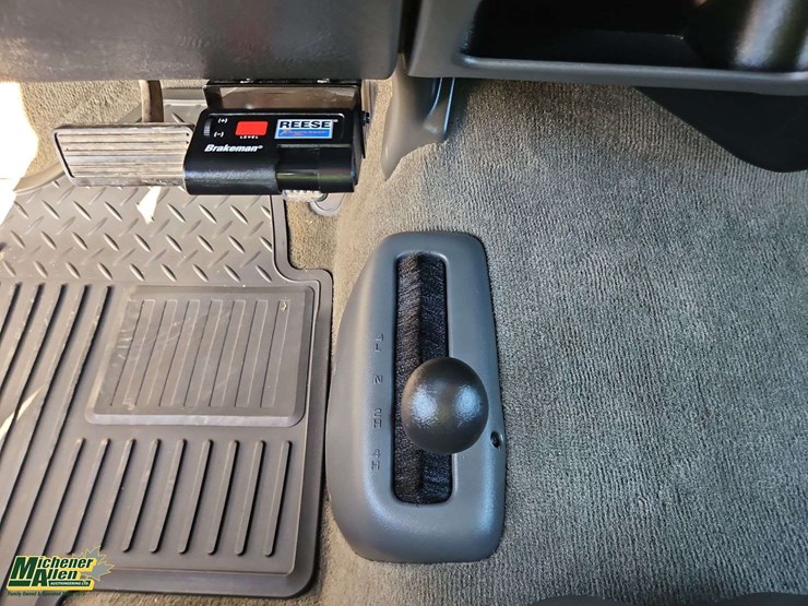 2004-gmc-sierra-2500hd-image-21