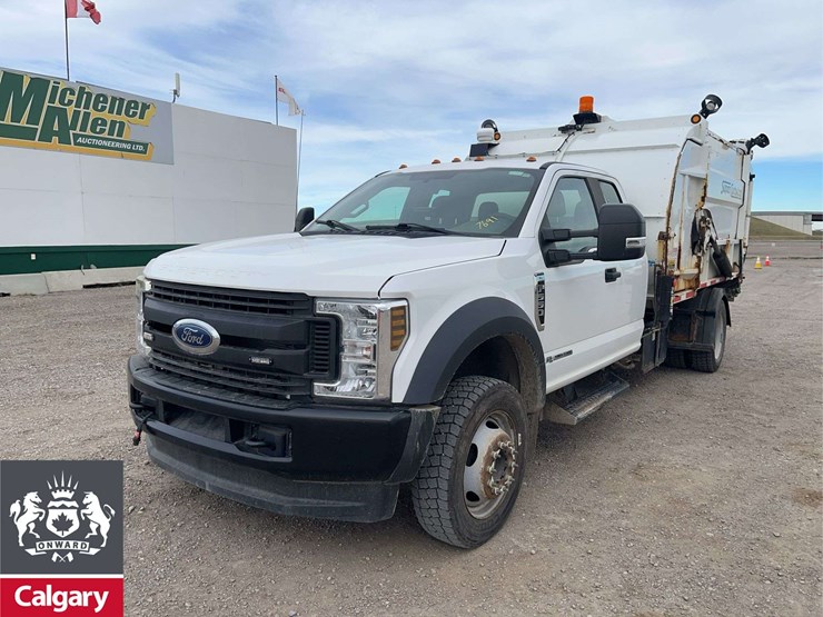 2019-ford-f550-image-1