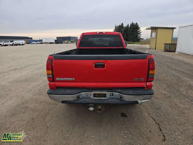 gmc-sierra-2500hd-image-8