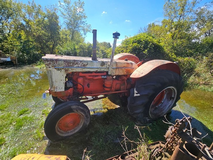 #2531-•-case-900-tractor-image-2