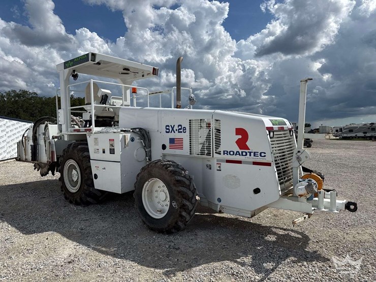 2019-roadtec-sx2e-image-2