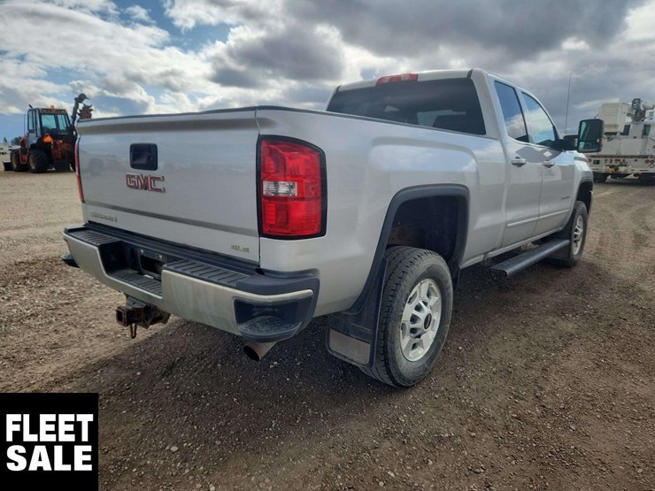 2019-gmc-sierra-2500hd-image-4