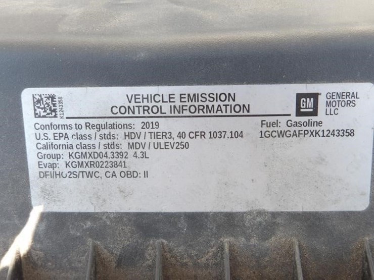 2019-utility-van-image-10