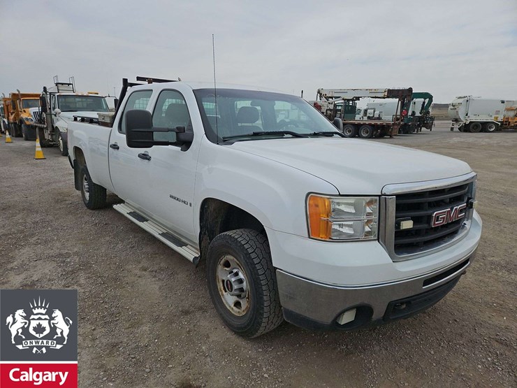 2009-gmc-sierra-2500hd-image-7