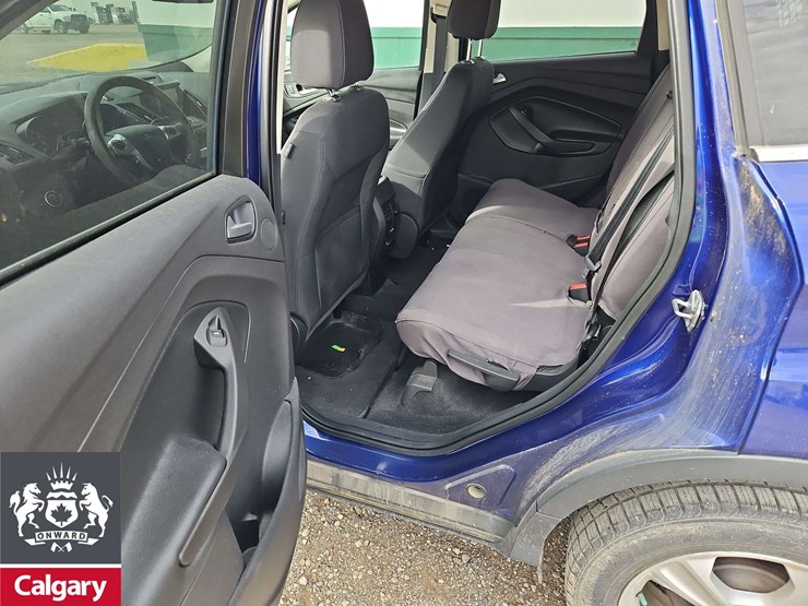 2015-ford-escape-se-image-27