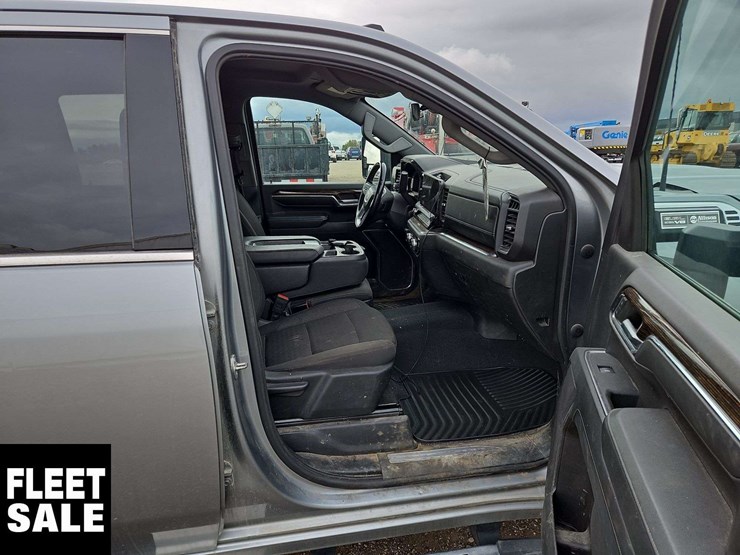 2024-gmc-sierra-3500hd-image-17