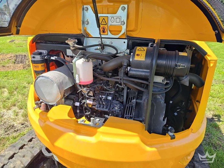 2025-jcb-35z-1-image-21