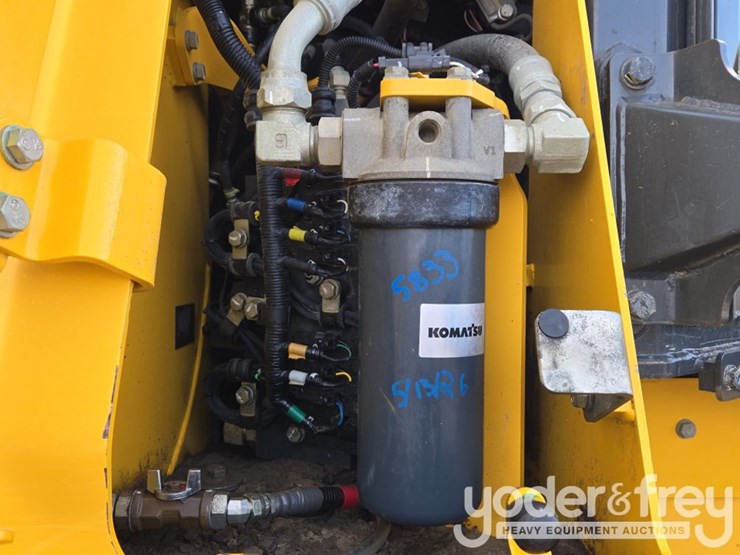 2023-komatsu-d61px-24-image-39