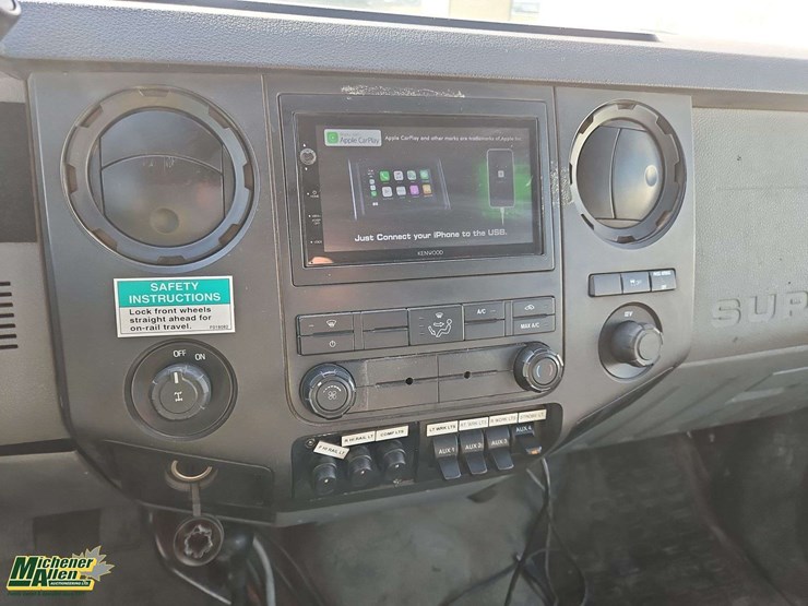 2011-ford-f350-image-19