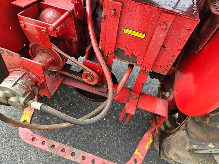 #2507-•-farmall-model-a-tractor-image-16