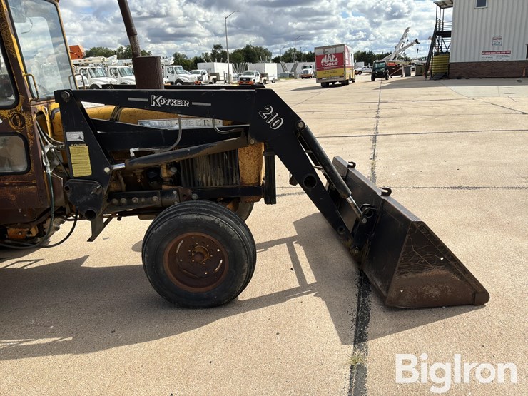 1979-john-deere-401-image-16