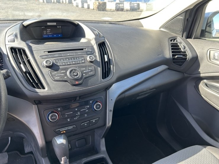 2017-ford-escape-image-15