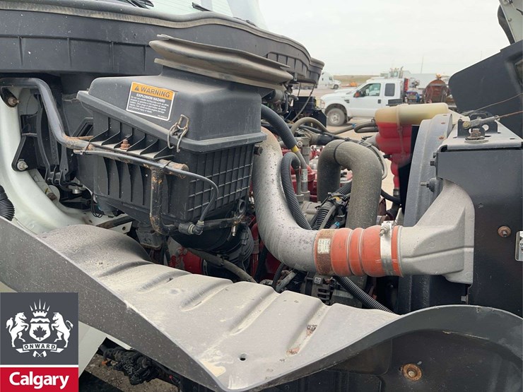 2019-international-workstar-7400-image-22