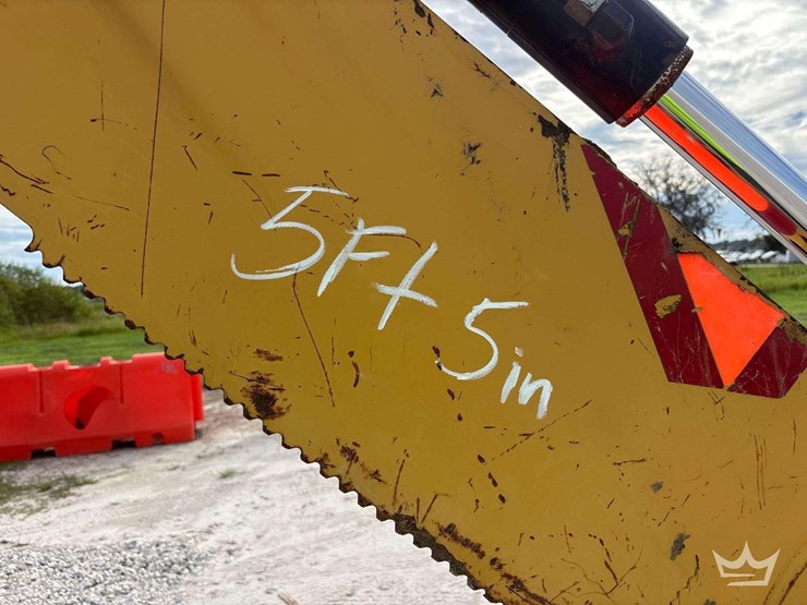 2015-caterpillar-420f2-it-image-10