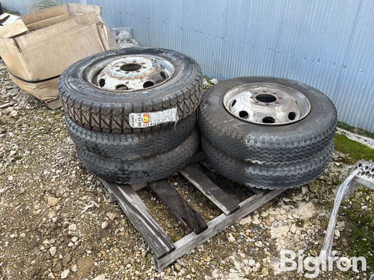 hi-rail-kit-w/wheels-and-tires-image-7